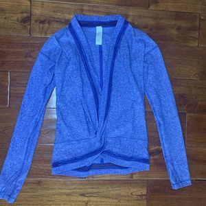 Ivivva Lululemon Own the Move Purple Shrug Twist Front Top 10 Long Sleeve Thumb